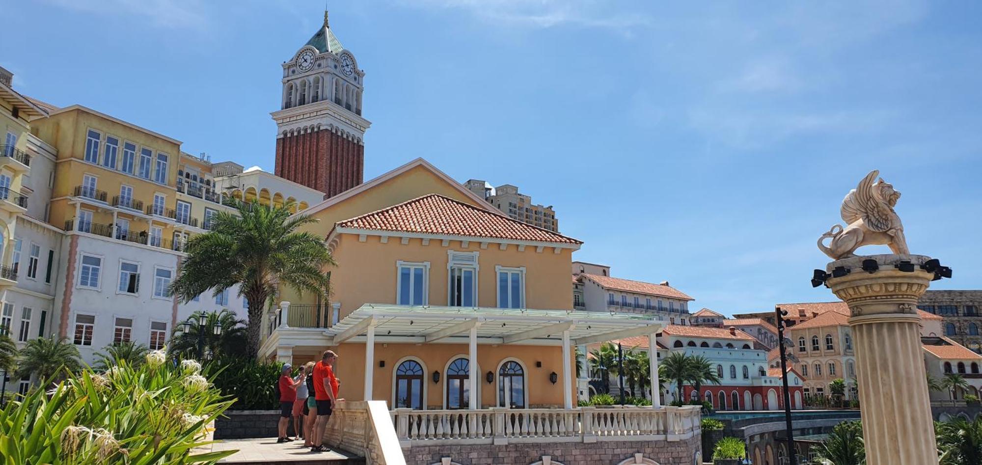 Khach San Chia Khoa Vang - Mien Phi 2 Xe Dap 1 Phong Tham Quan Dia Trung Hai - Tt Hoang Hon Hotel Phu Quoc Exterior photo